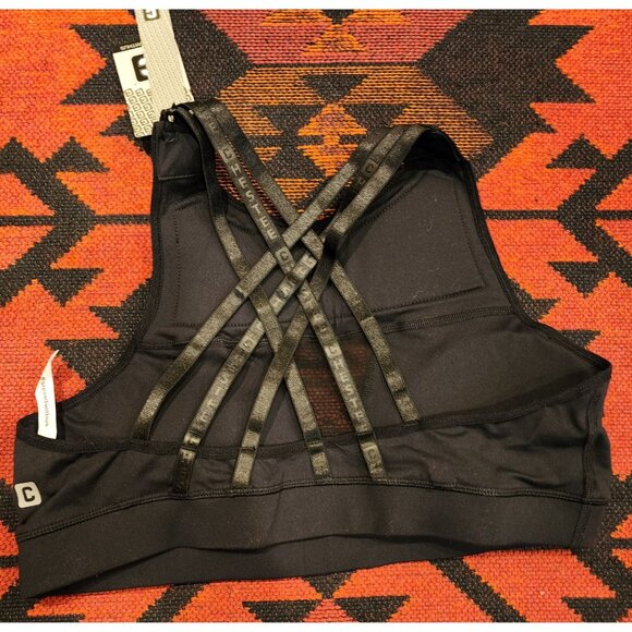 NEW Glamorous Black Strappy Back Sports Bra W/ Mesh Detail By Gaiam Size 14 - Picture 2 of 8